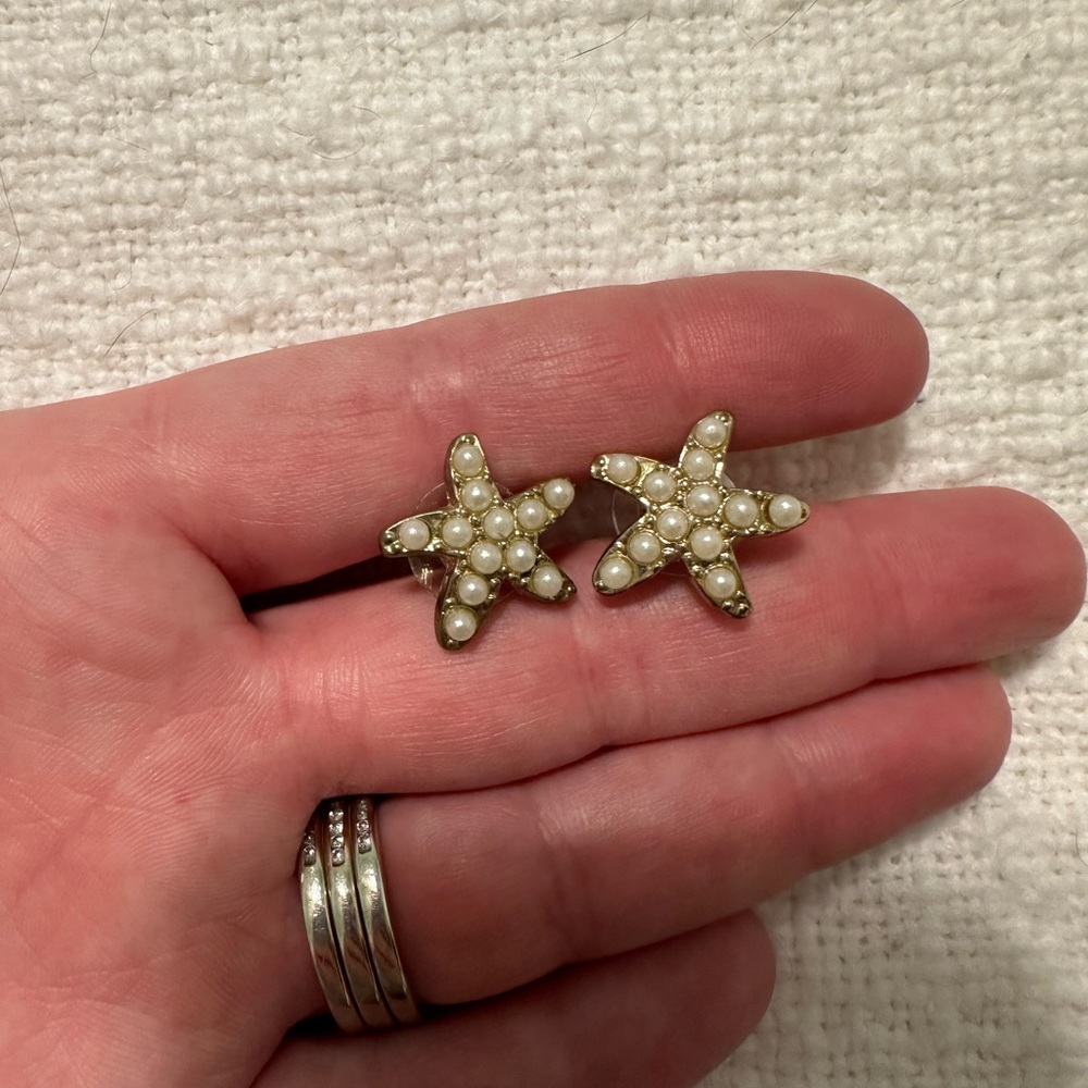 Starfish Stud Earrings - image 1